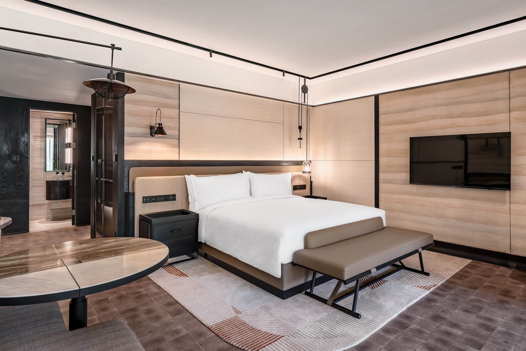 Room, King Bed, Garden View