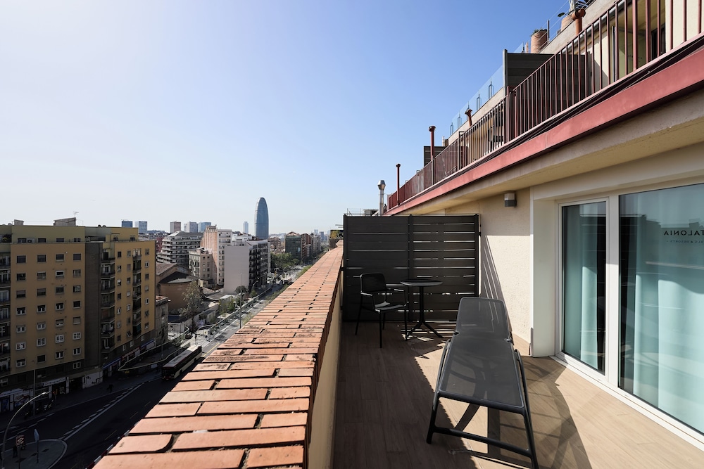 Catalonia Atenas Hotel 67/71