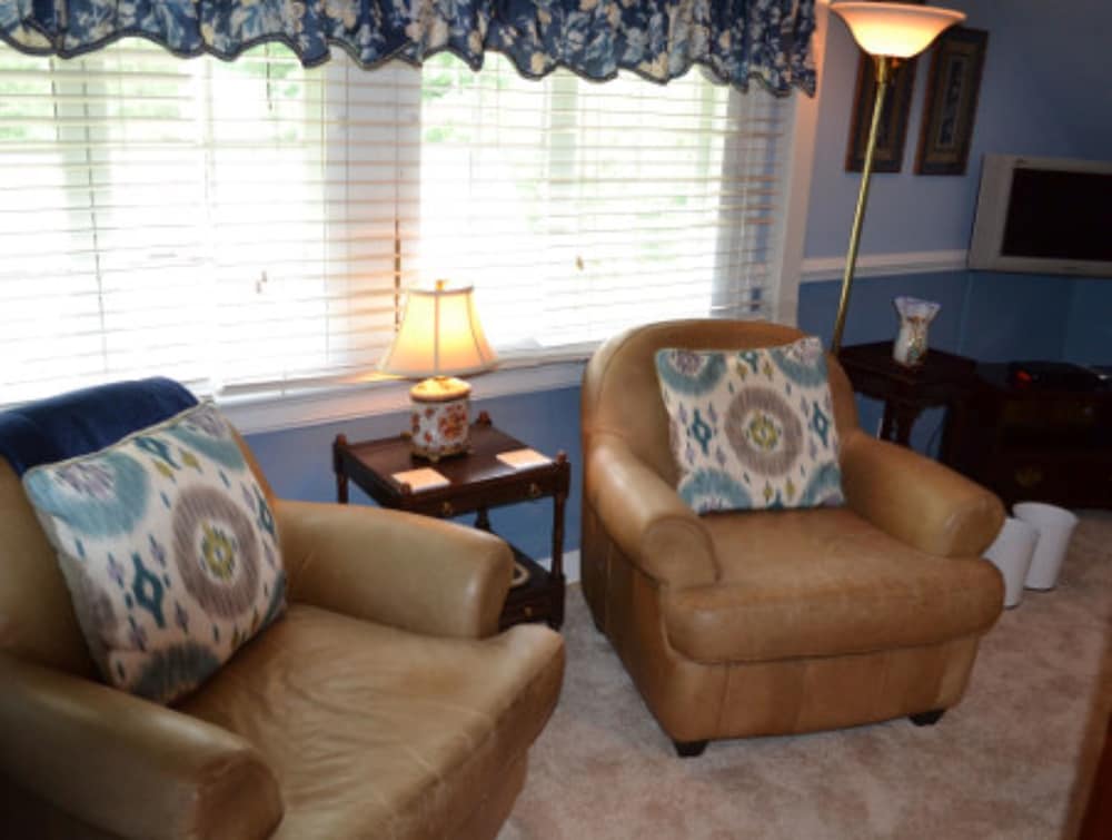 Abbington Green Bed &amp; Breakfast Inn 31/49