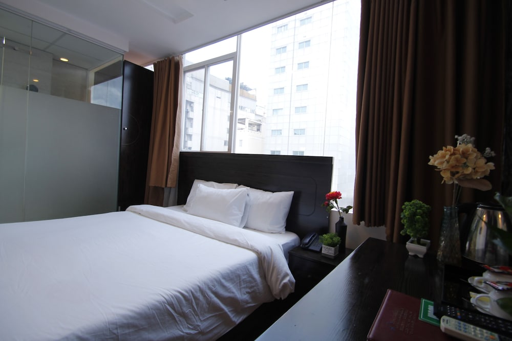 Queen Central Hotel 22/60