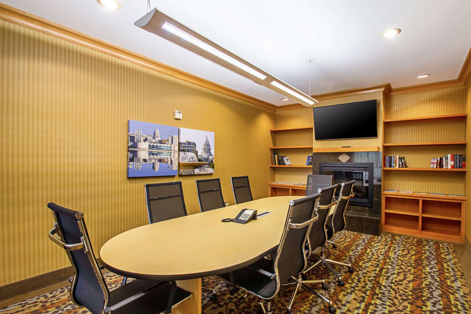 MainStay Suites Madison Monona 12/17