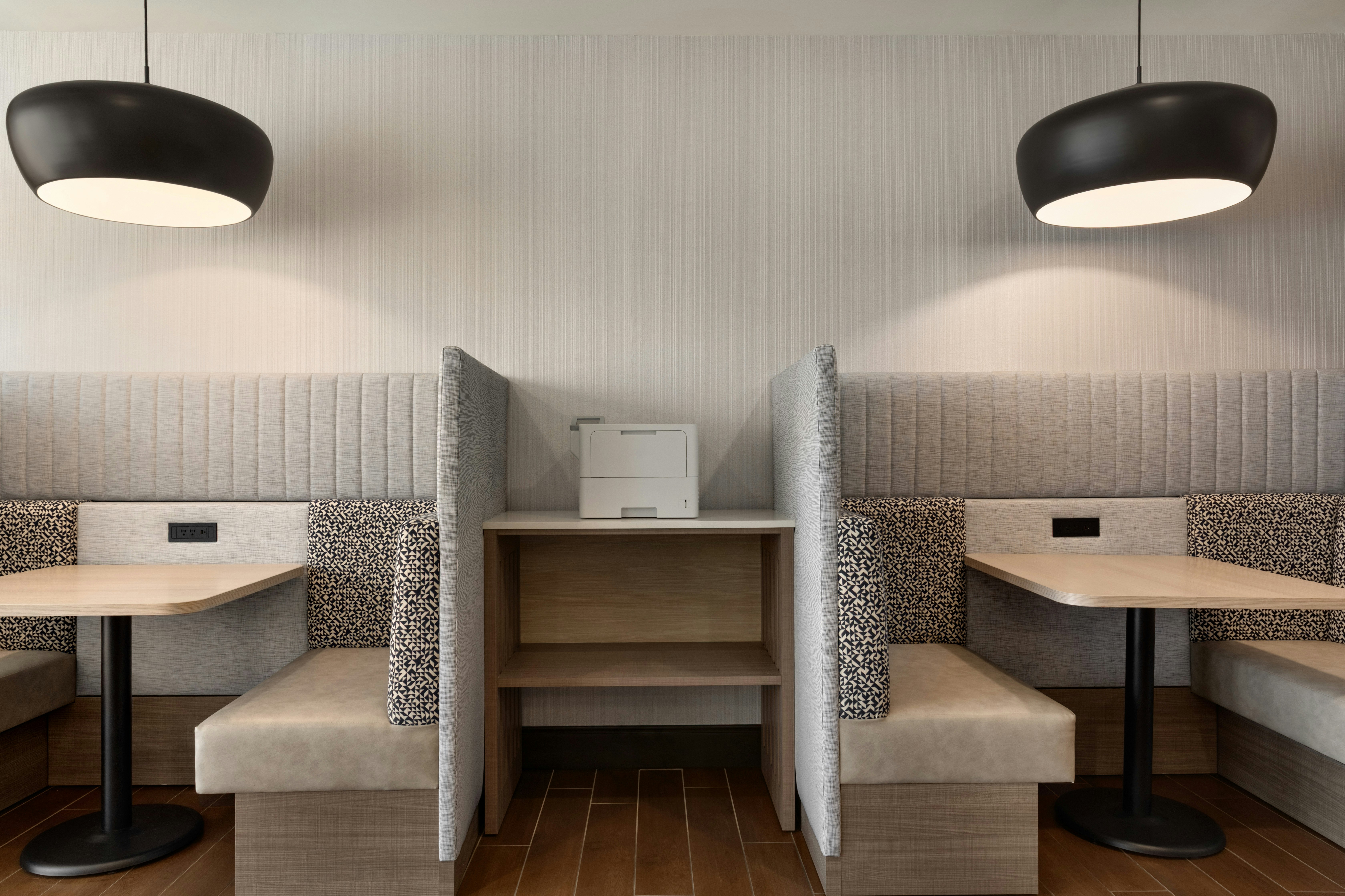 Home2 Suites By Hilton Bowling Green 37/42