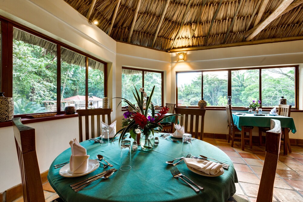 Tanager RainForest Lodge 42/64