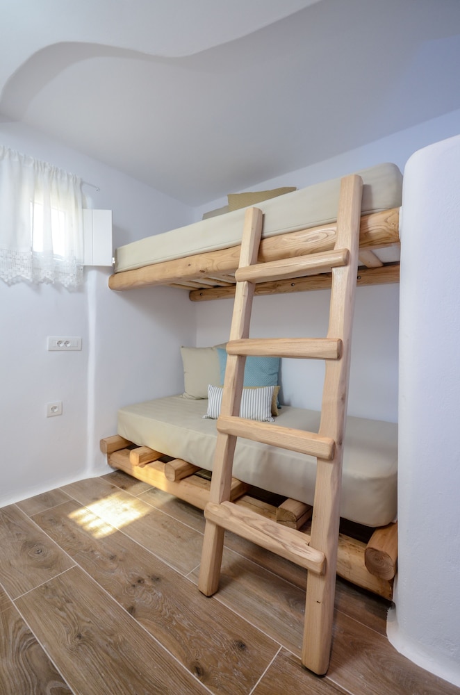 Naxos Island Escape Suites 49/71