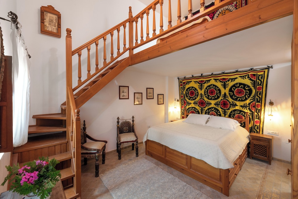 Melenos Art Boutique Hotel 8/50