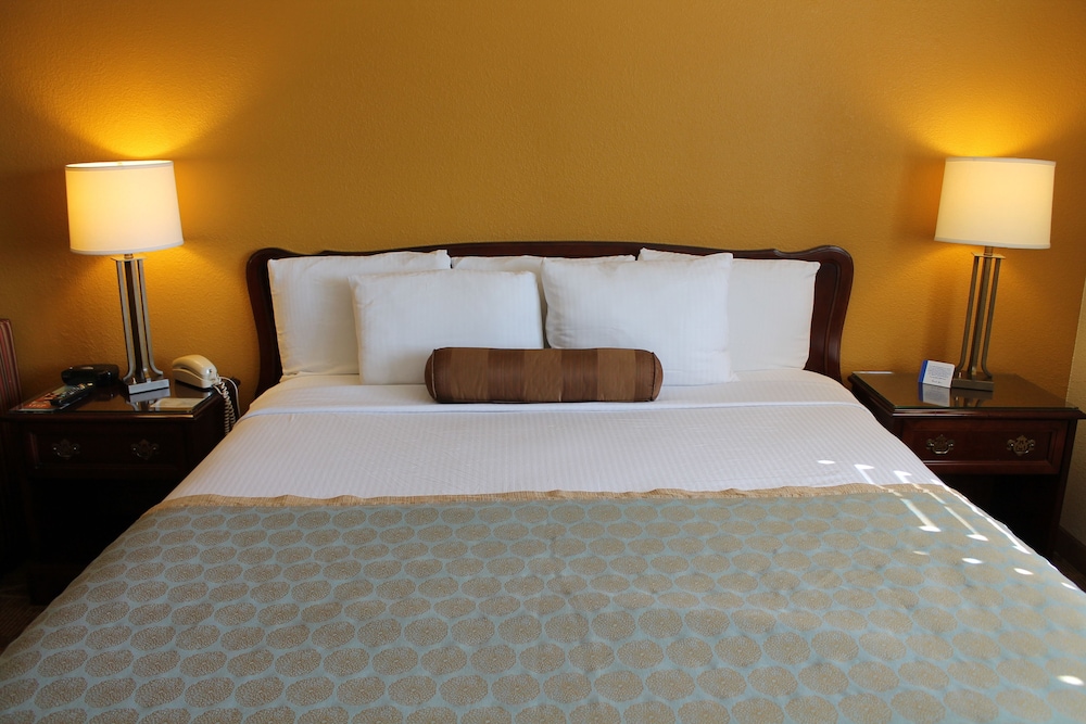 Governors Inn Hotel 28/77