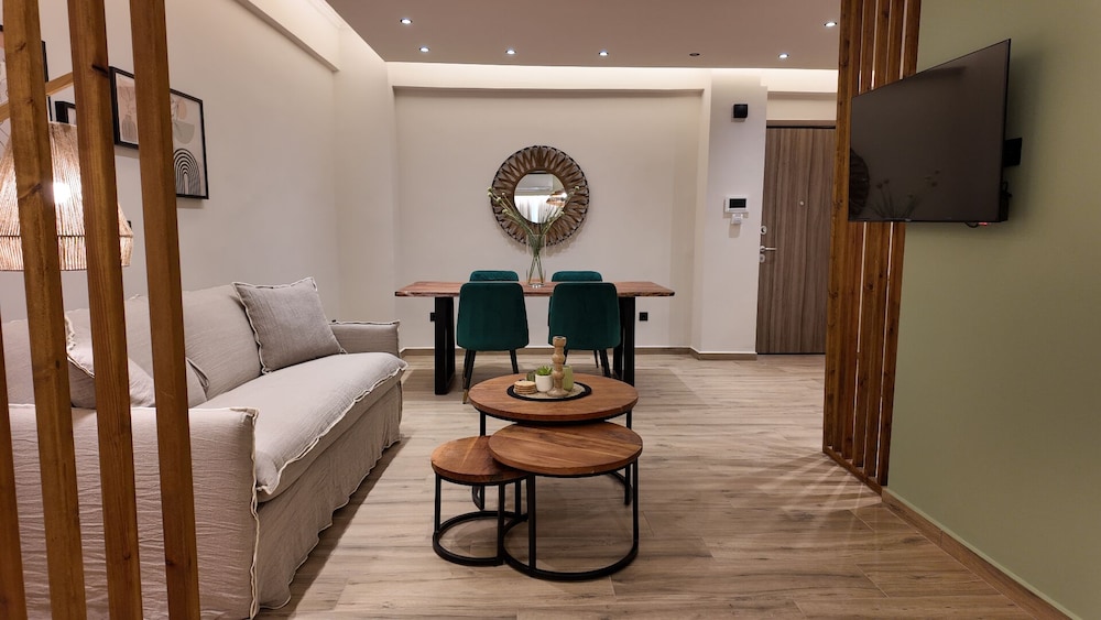 Euphoria Apartments 41/56