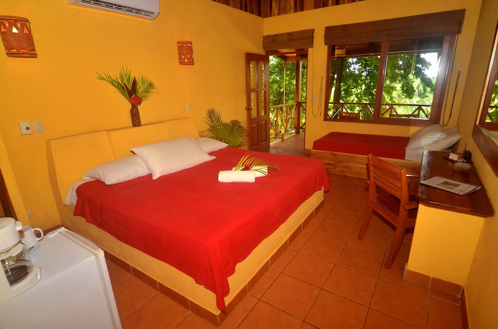 Esencia Hotel And Villas 26/65