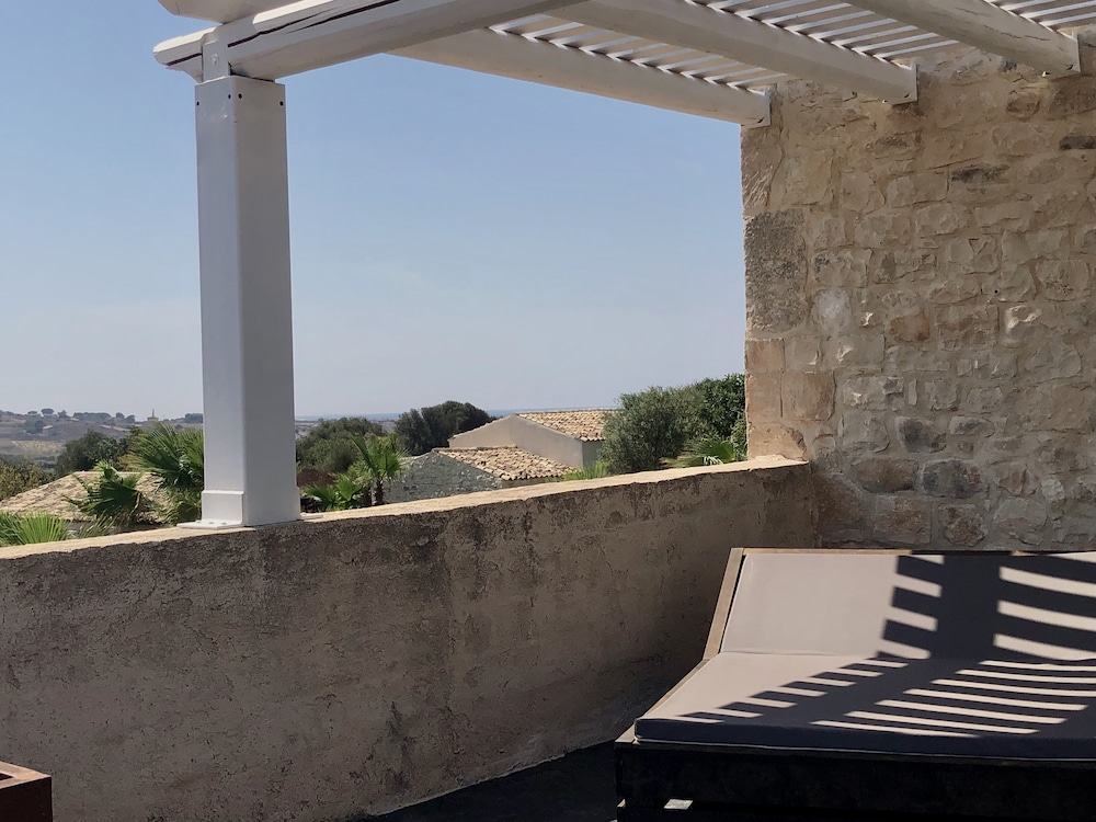 Pietra d'Acqua Natural Retreat and Spa Resort 47/49