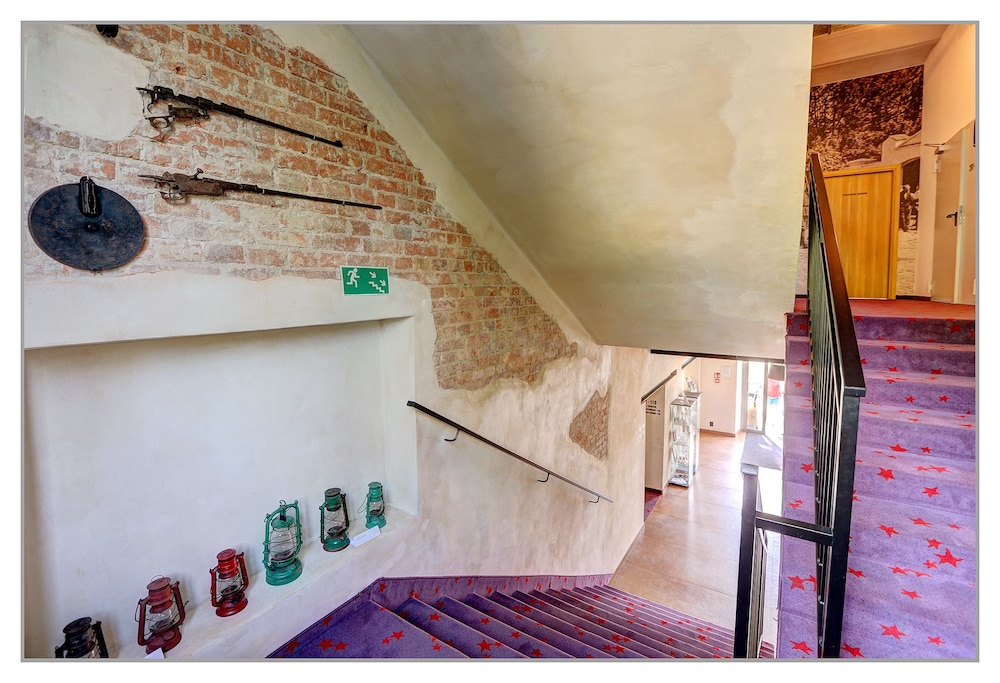 Koszary Arche Hotel 24/50