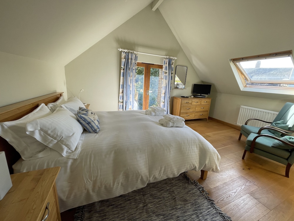 Glebe Farm B&B 13/37