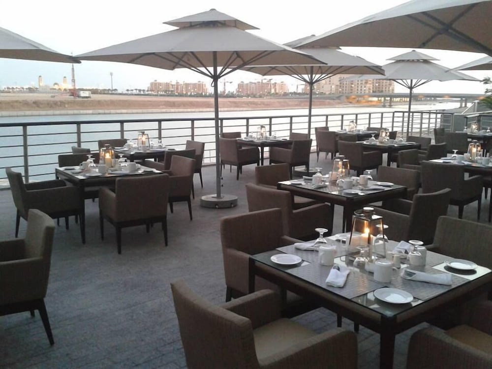 فندق البيلسان(Bay La Sun Hotel & Marina) 43/65