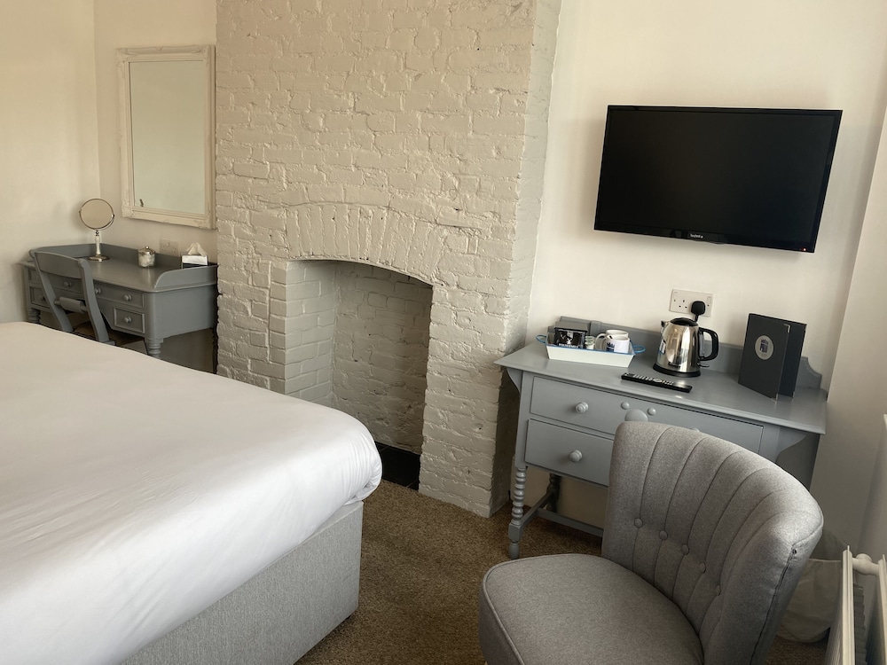 Castle Hotel 13/50