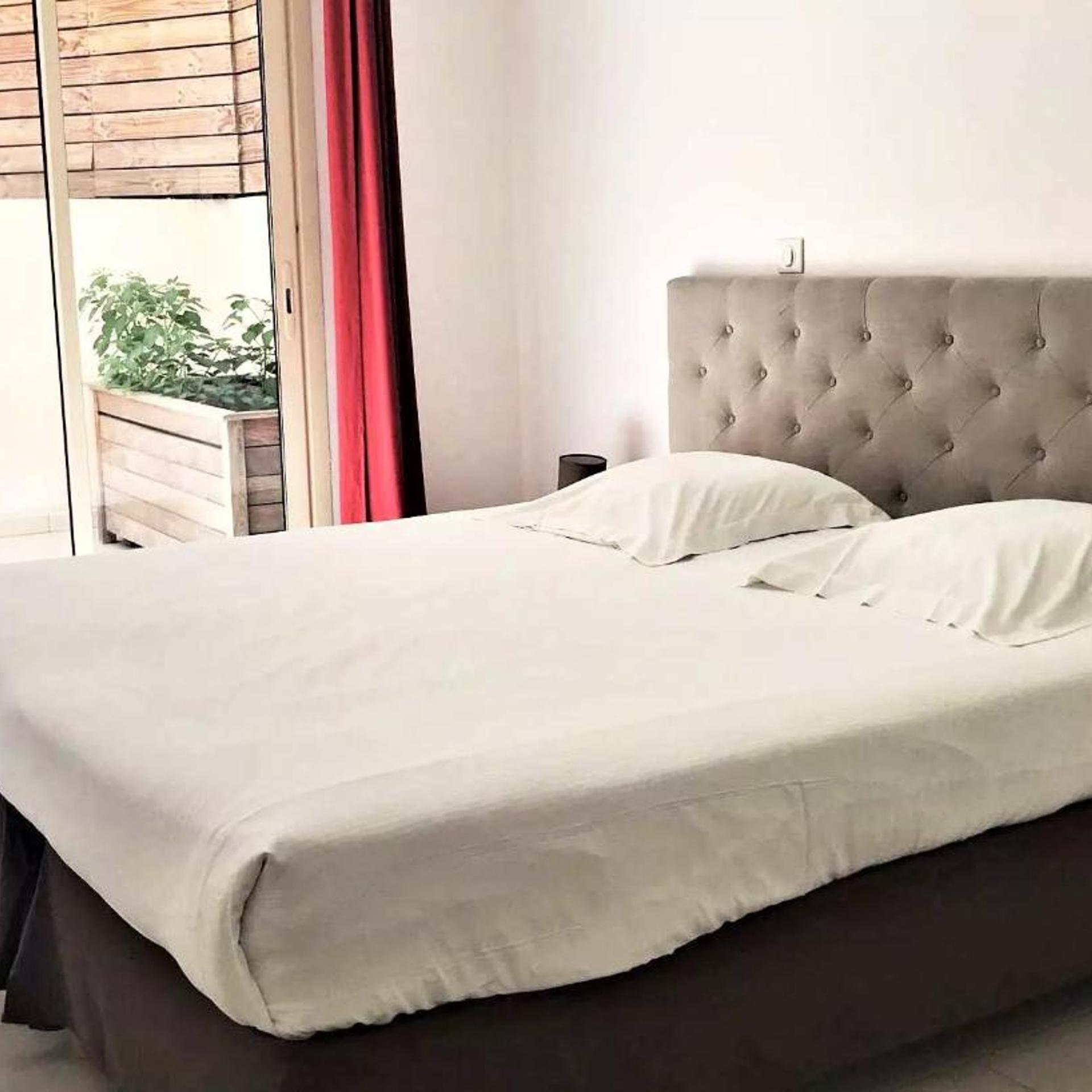1 Bedroom, Apartment