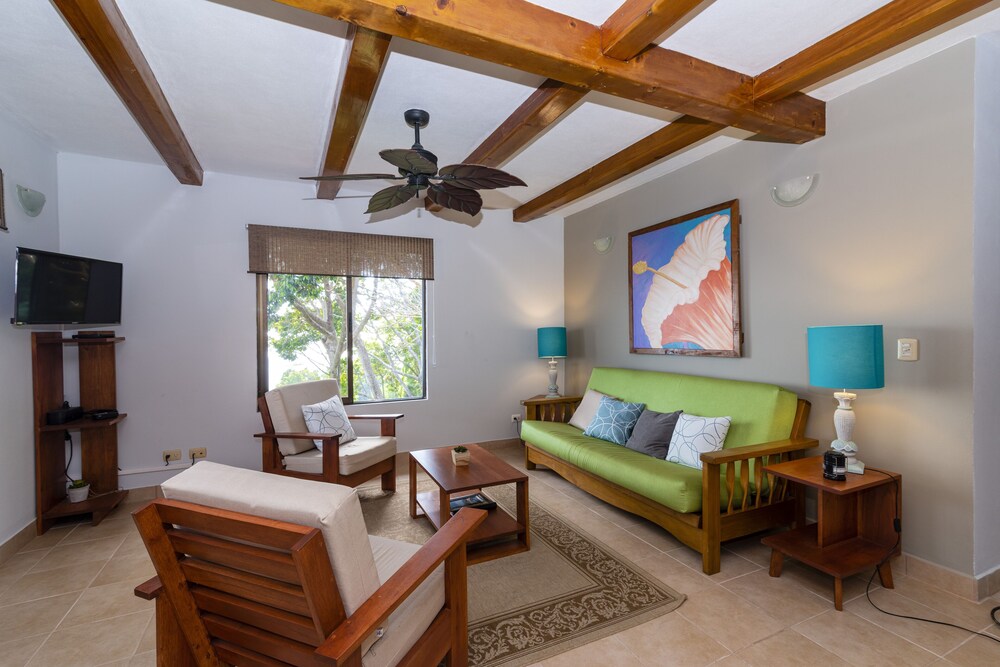 Villas Alturas 7/50