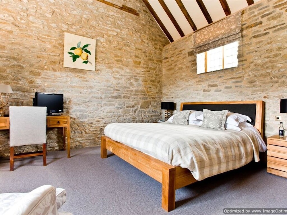 Old Downton Lodge 3/50