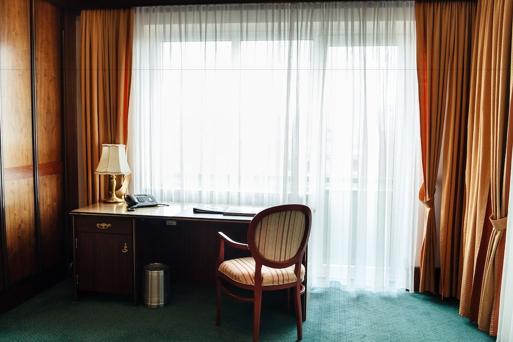 Rahat Palace Hotel 66/75