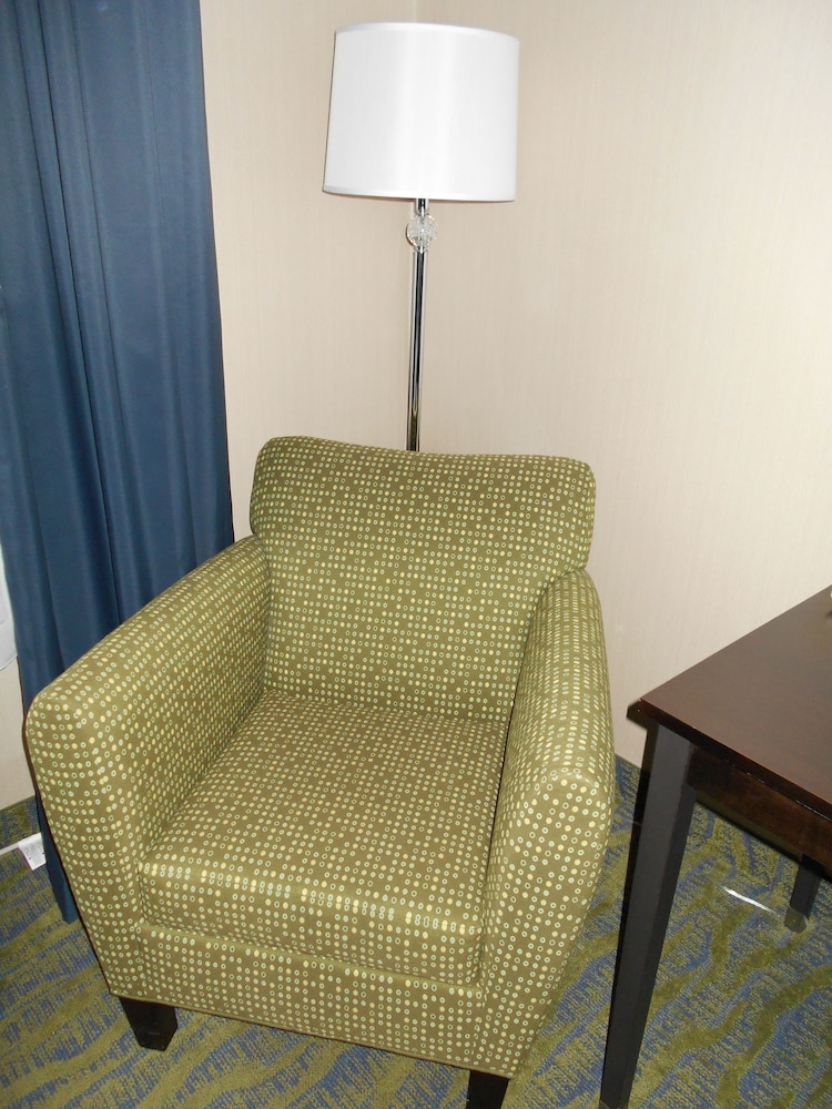 Holiday Inn Express Hotel Suites Dubois 48/72