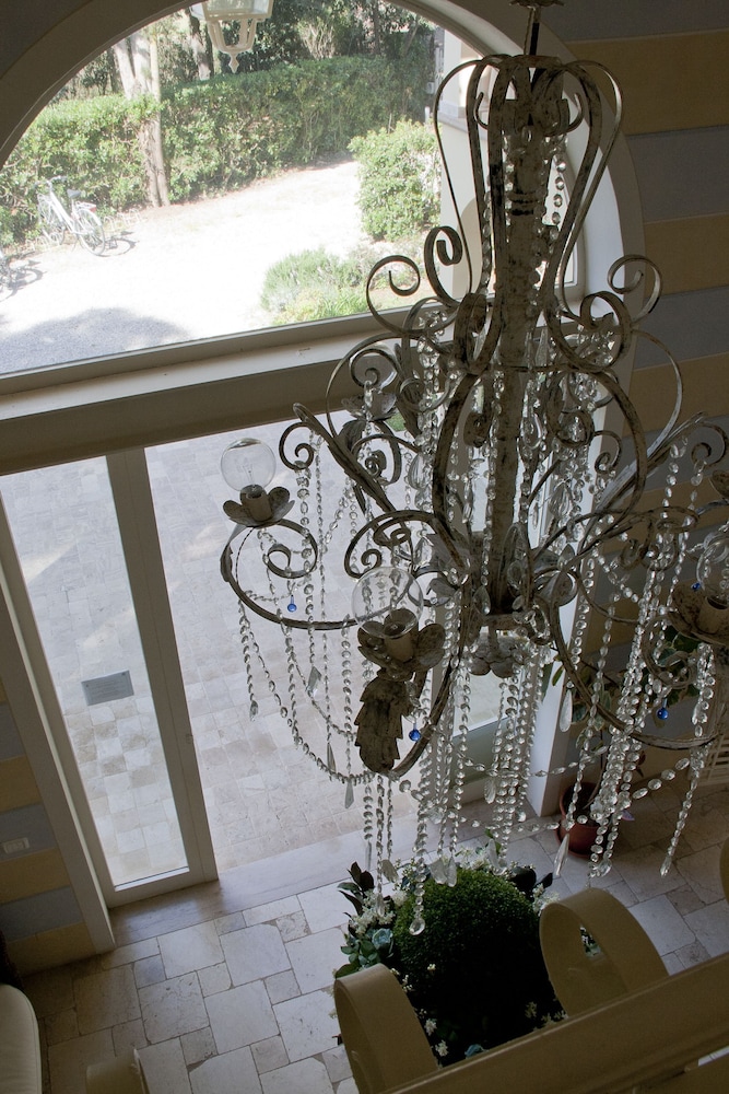 Relais & Residence Villa Mazzanta 45/50