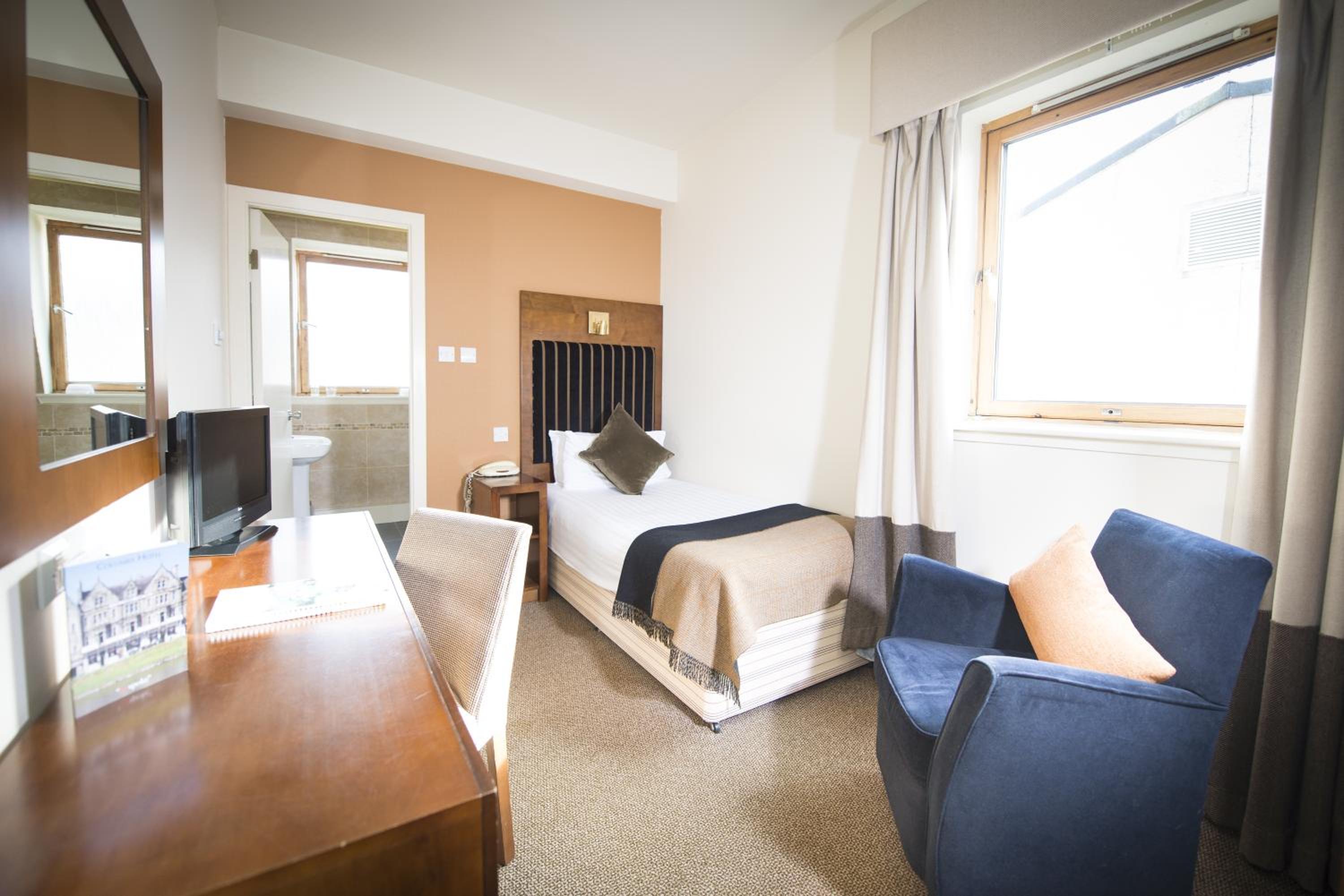 Room, Single