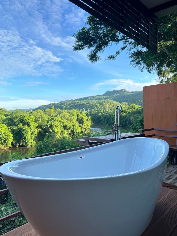 Kwainoy Riverpark & Resort 42/64