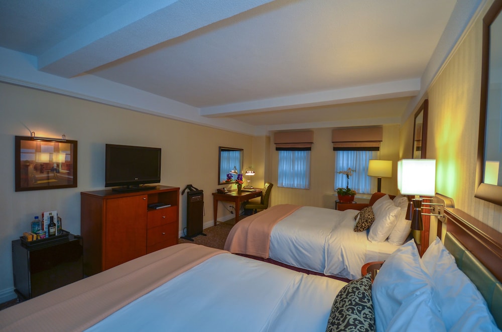 San Carlos Hotel 24/68