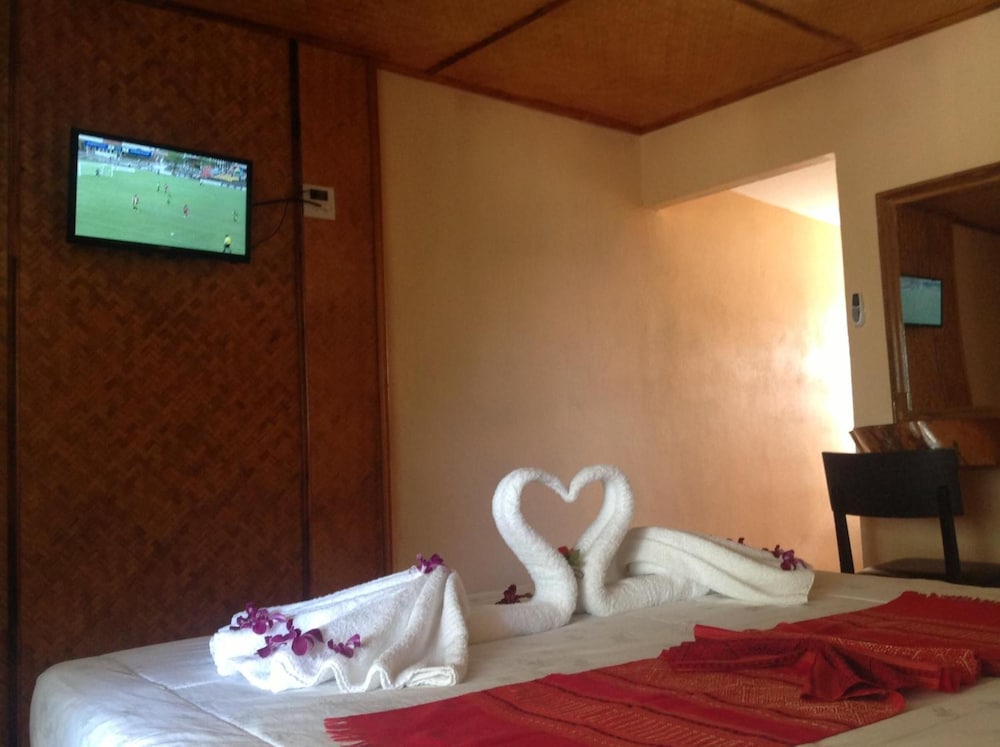Ruan Mai Naiyang Beach Resort 44/76