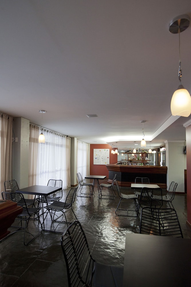 BRISTOL EXCELER PLAZA HOTEL 47/67