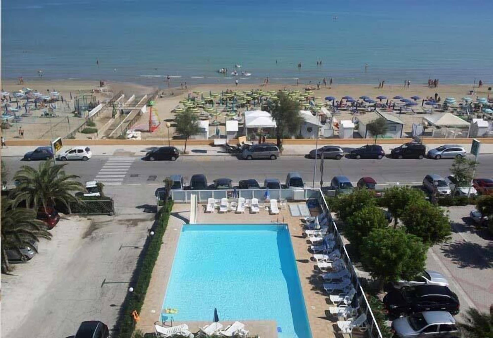 Hotel Roma 15/17