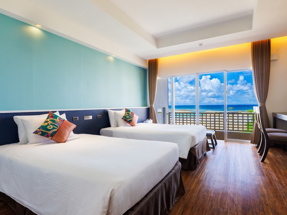 Sunset Beach Hotel 15/55