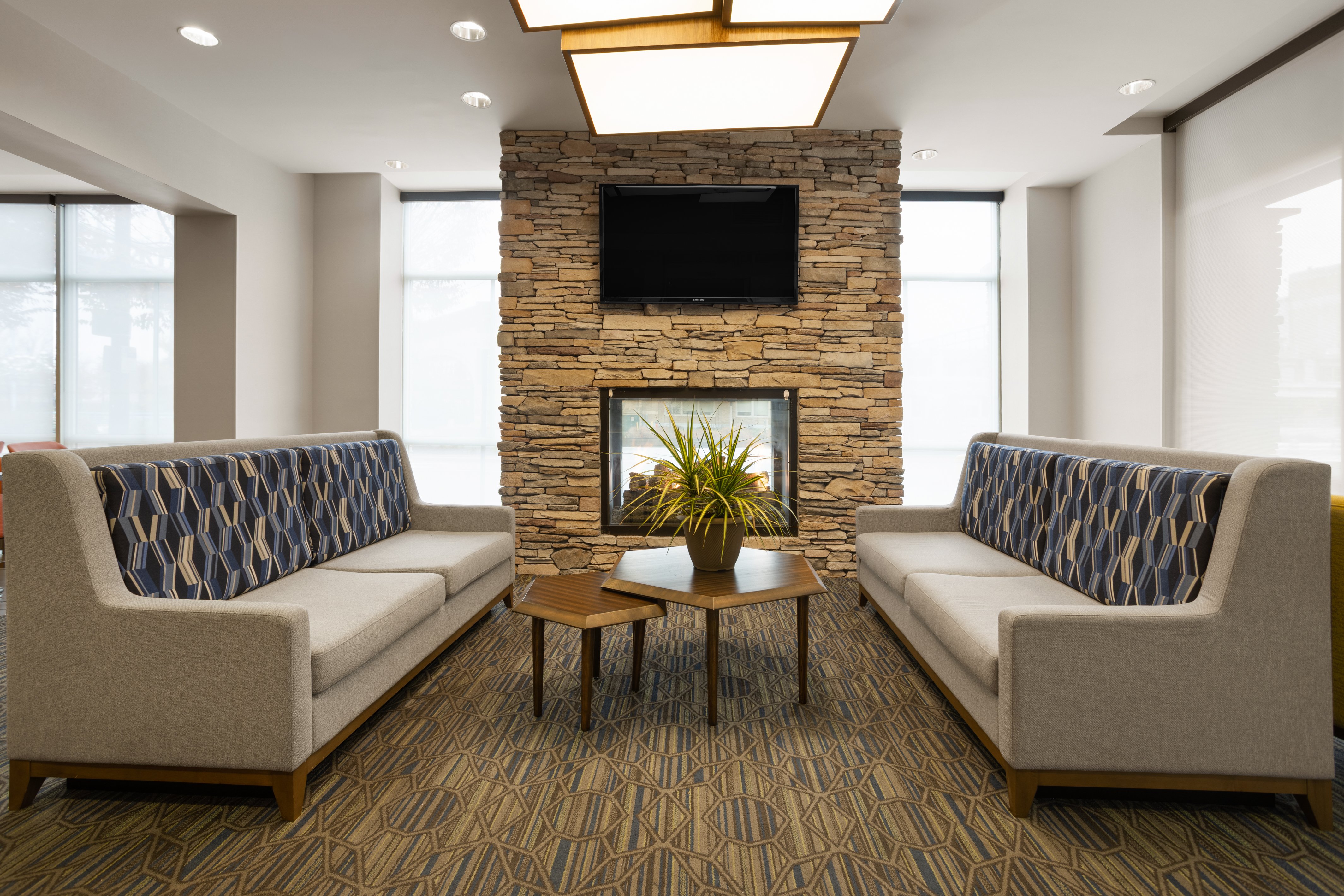 Holiday Inn Express Philadelphia - Penns Landing 35/60