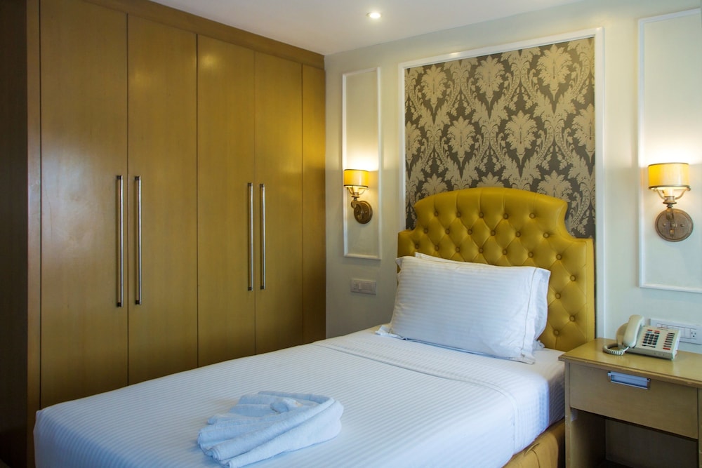 Hotel St. Ellis 22/64