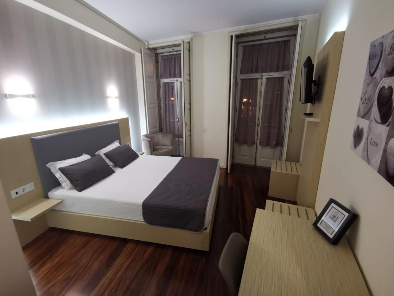 Hotel Residencial Dora 17/50