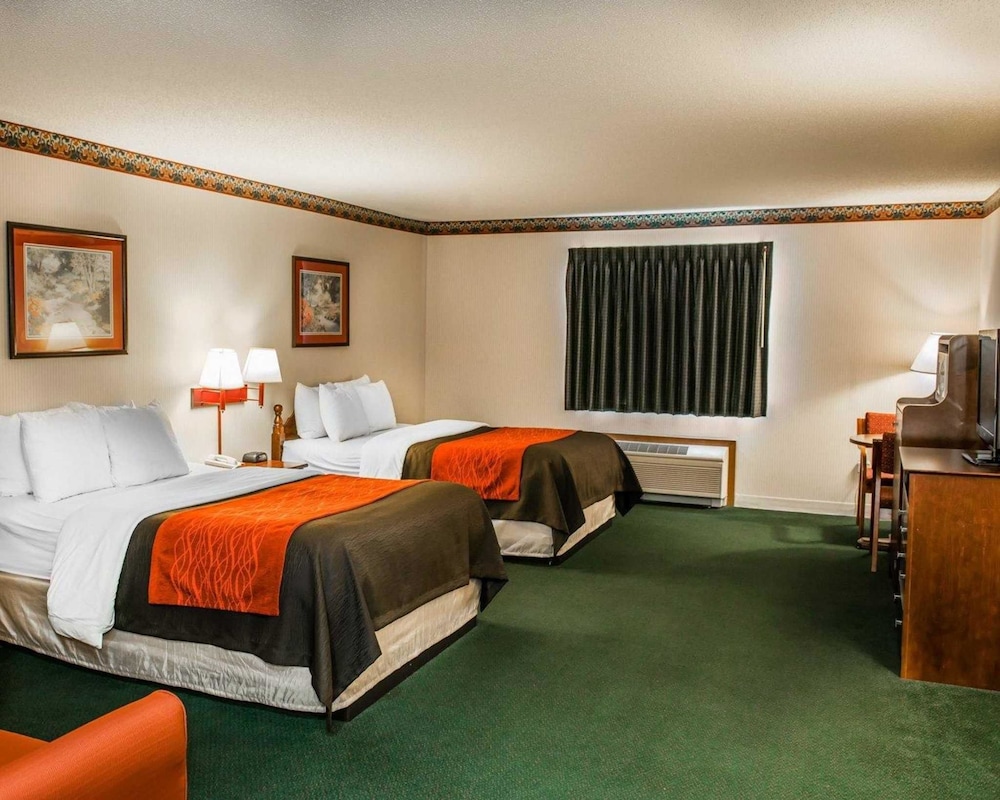 Quality Inn & Suites Lebanon I-65 10/38