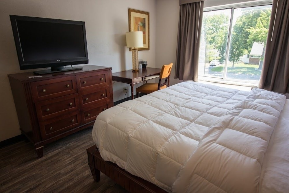 Baymont Inn And Suites By Wyndham Columbus / Near Osu 21/60