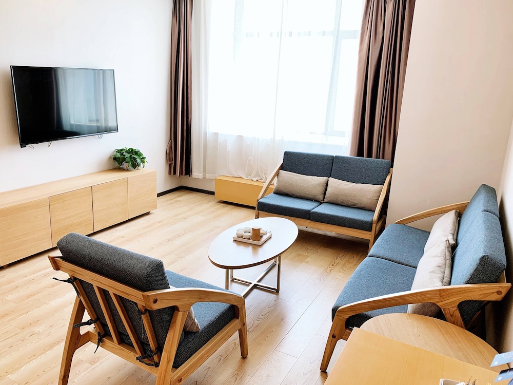 HOLIDAY INN EXPRESS JINAN EXHIBITION CENTER 34/47