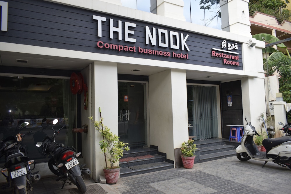 The Nook Hotel 3/68