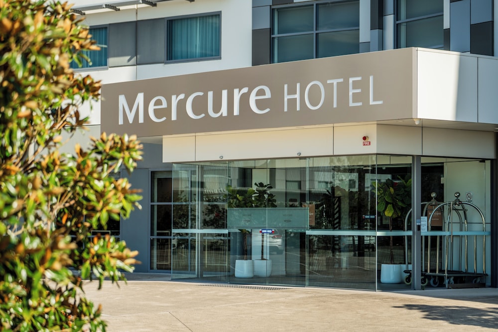 Mercure Newcastle Airport 3/50