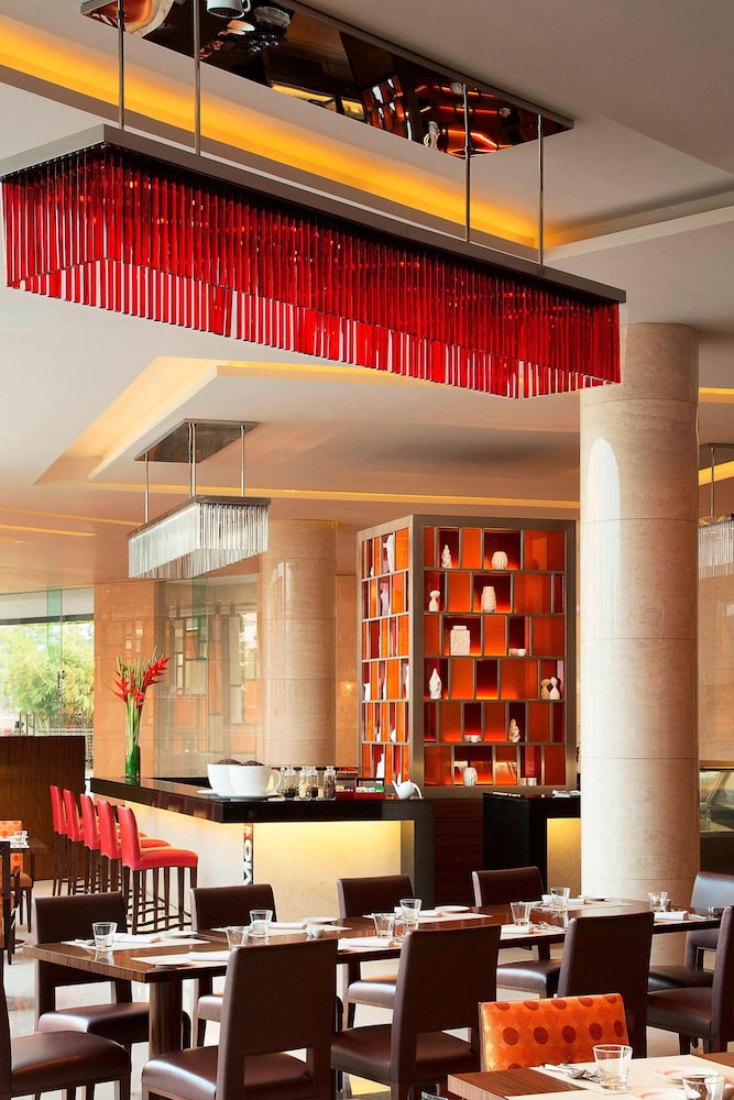 Courtyard By Marriott Kochi Airport 45/51