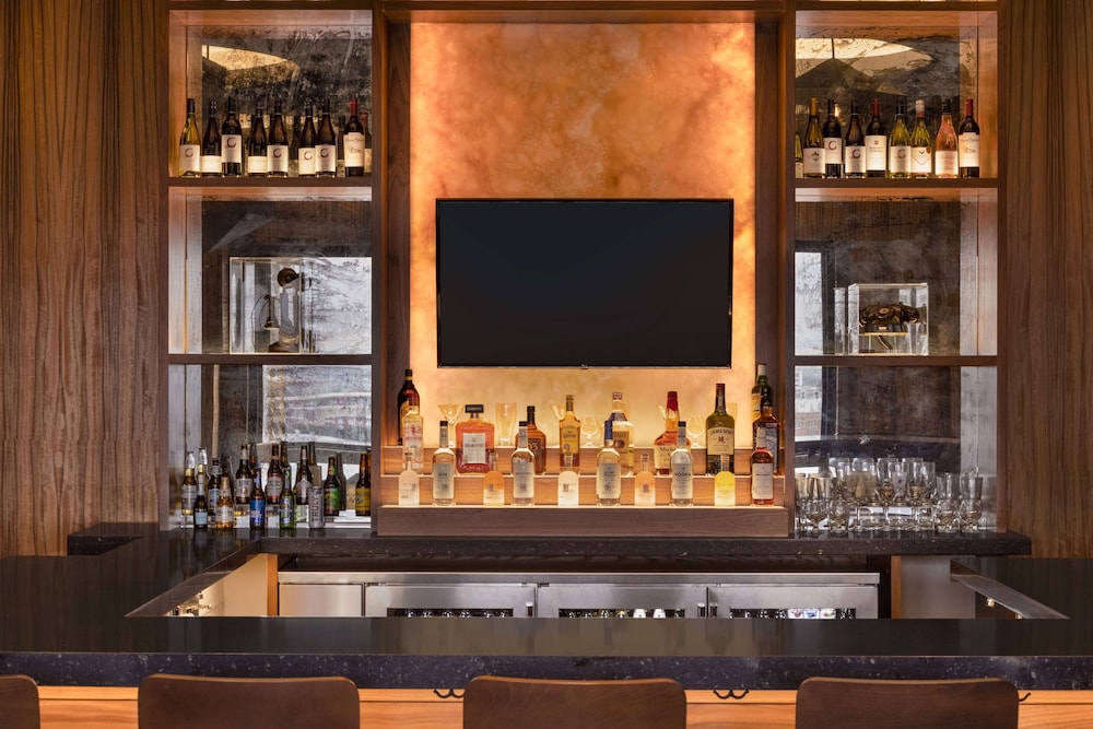 Hyatt Place Houston Downtown 6/50