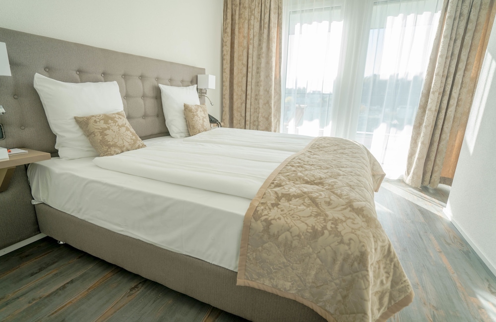 Hotel Swiss Star 16/59