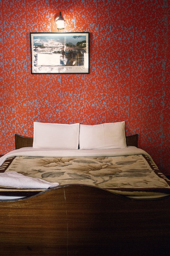 Hotel Ritu Mouria Pvt Ltd 23/35