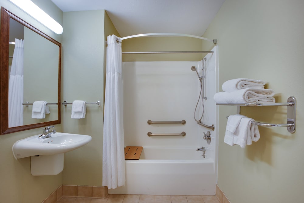 Staybridge Suites Corning 19/66
