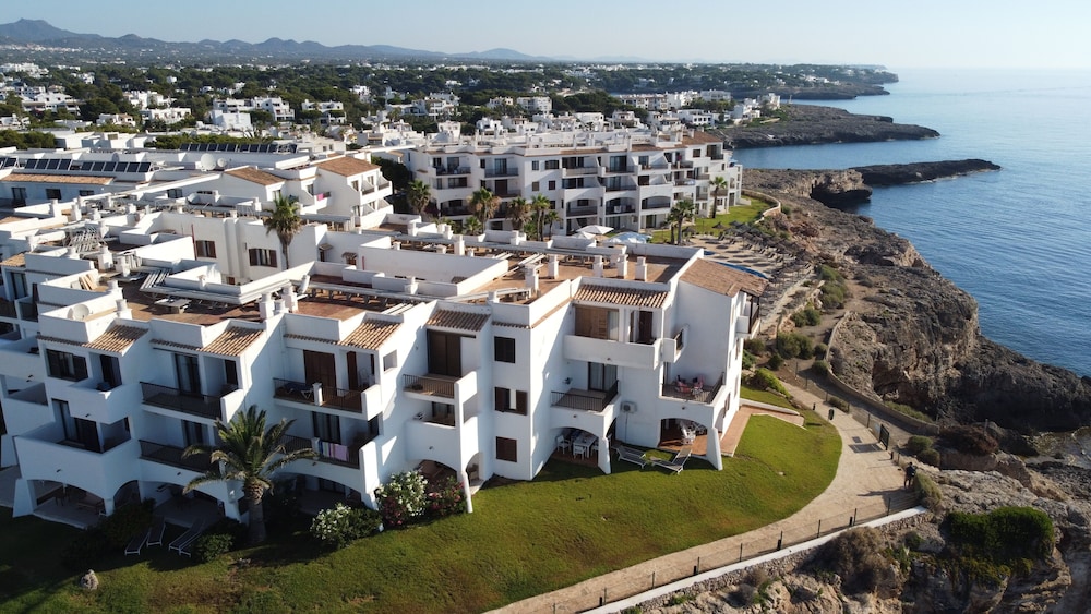 Alua Suites Las Rocas 76/82