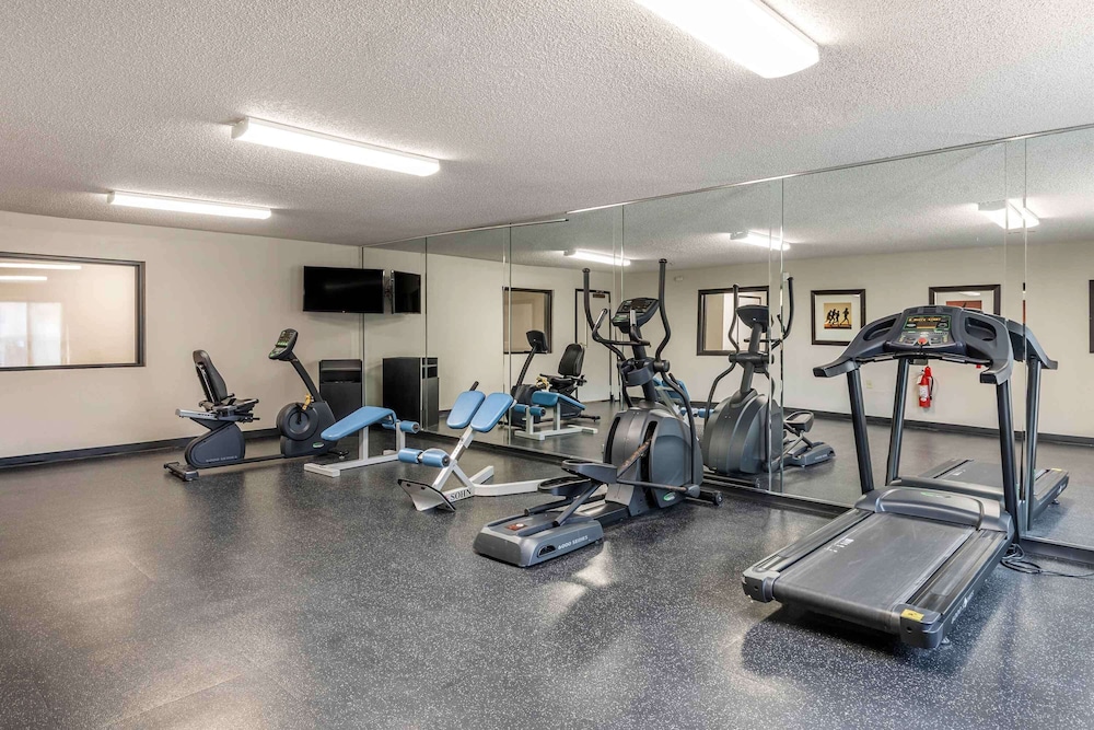 Extended Stay America - Arlington - Six Flags 21/50