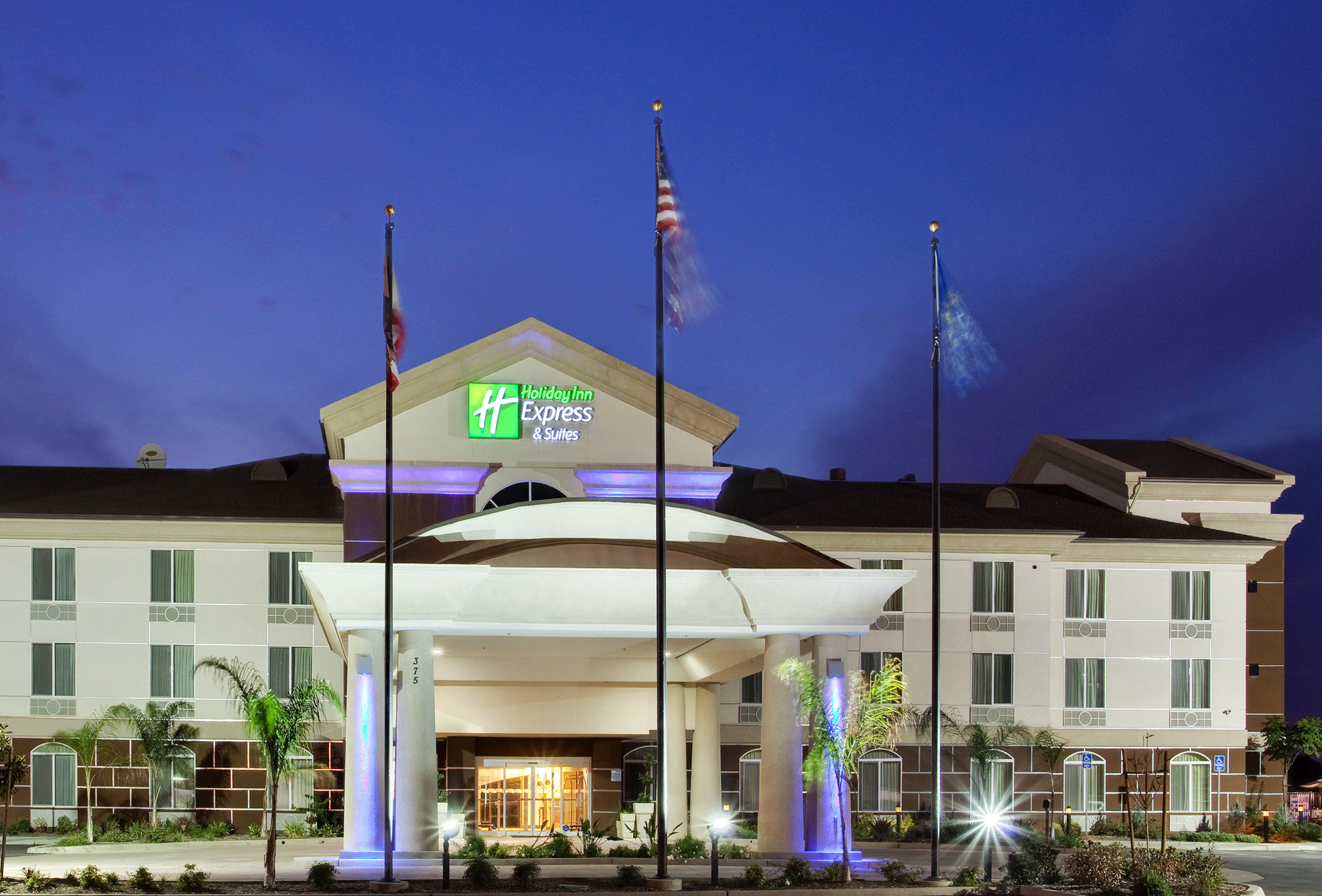 Holiday Inn Express Hotel And Suites Dinuba West 3/22