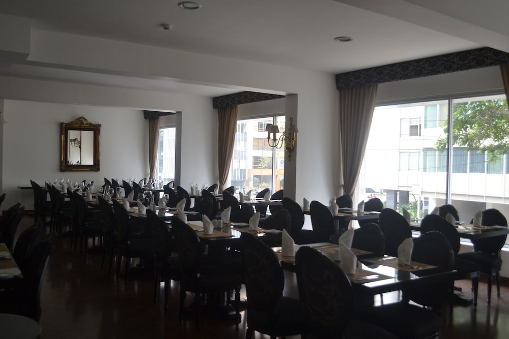 HOTEL JOSE ANTONIO 45/50