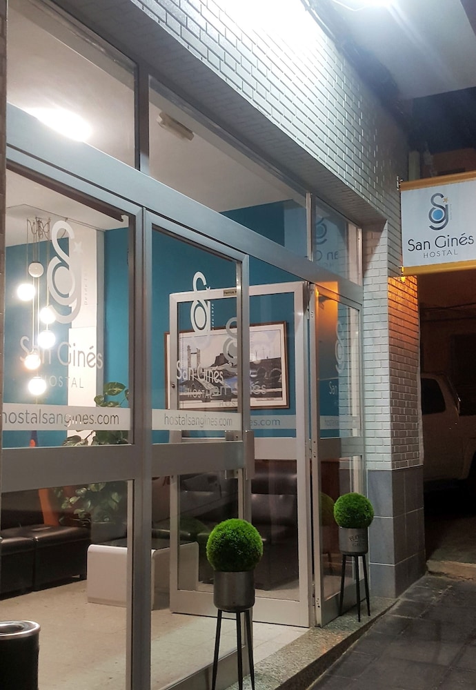 Hostal San Gines 41/46