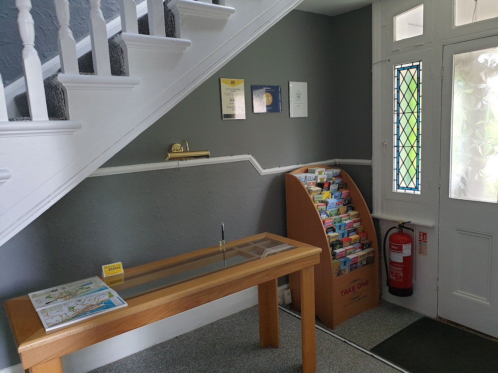 The Wycliffe Guest House 49/70