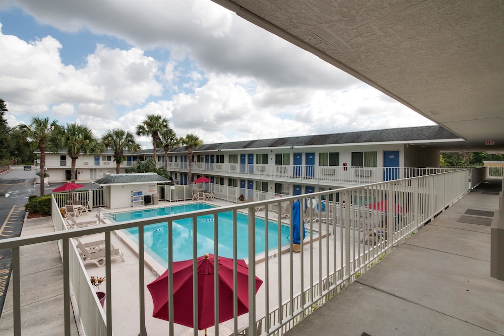 Motel6 Kissimmee, FL - Orlando 6/64